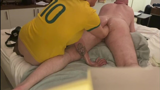 Brazilian Wifey Fisting her Hubby while he is gaming
