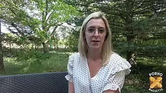 Alrox, pretty blonde, likes outdoor anal sex