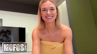 MOFOS - Melissa Gets Ready For Bed But First She Needs Her Butt-hole To Get Sexed By Her bf To Get A Better Sleep