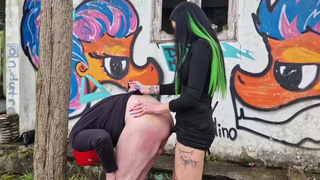 Dominatrix Nika put the slave in doggy style and slammed him in the behind