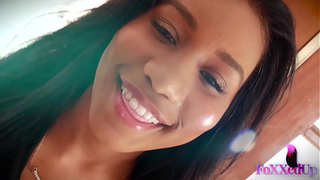 Jenna Foxx Savors Her Fingers After a Steamy Solo Snatch Play Session!