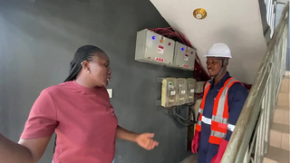 THE ELECTRIC MAINTENANCE PERSON POKED SILVER ANAL’S TWAT WHILE COMING FOR HOUSEHOLD MAINTENANCE